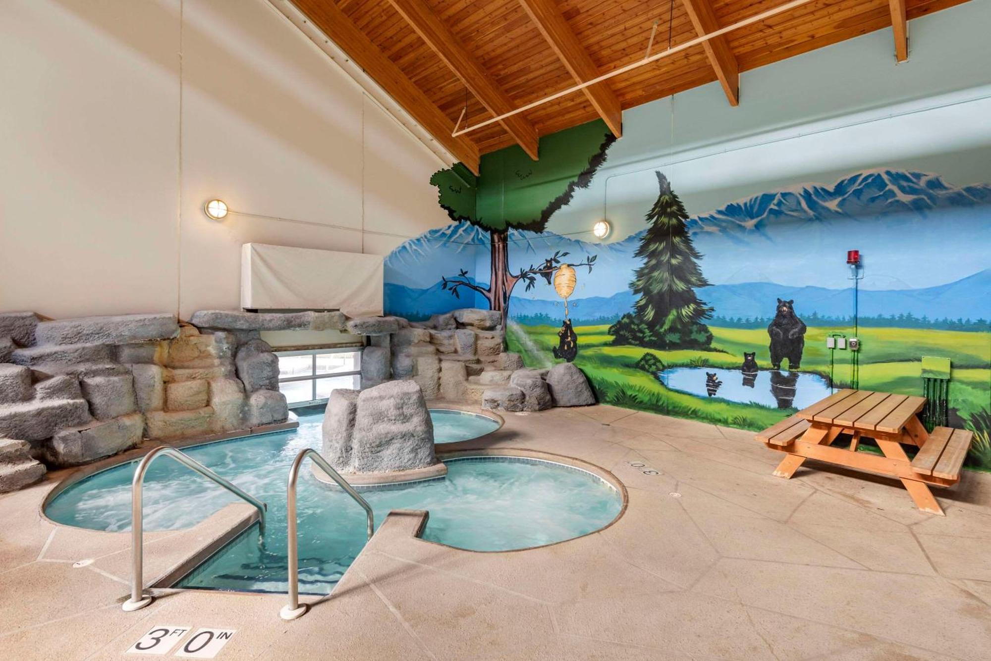 Three Bears Resort Waterpark Near Tomah Ascend Collection Warrens ภายนอก รูปภาพ
