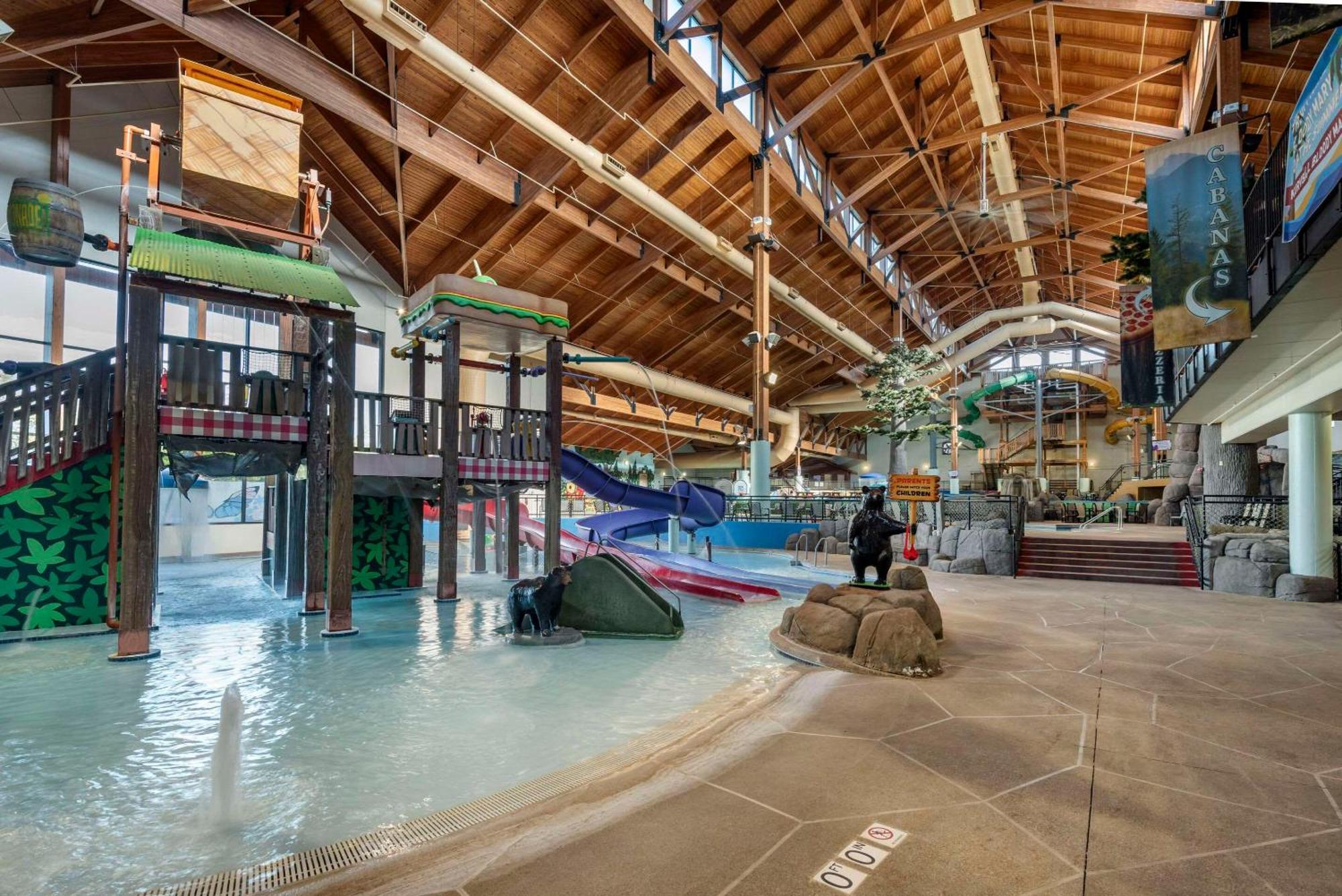 Three Bears Resort Waterpark Near Tomah Ascend Collection Warrens ภายนอก รูปภาพ